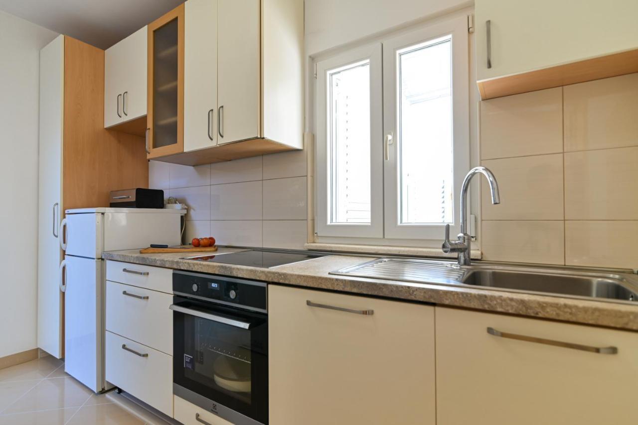 Apartmani Cesarica Трогир Экстерьер фото