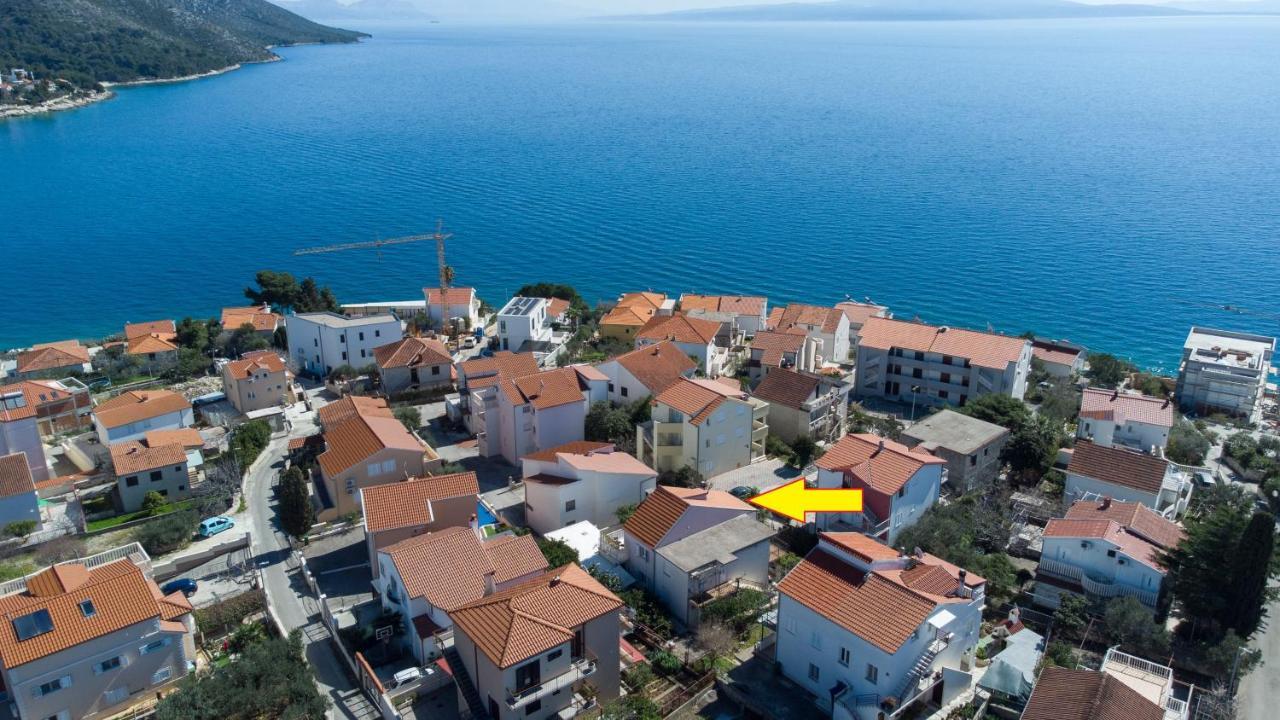Apartmani Cesarica Трогир Экстерьер фото